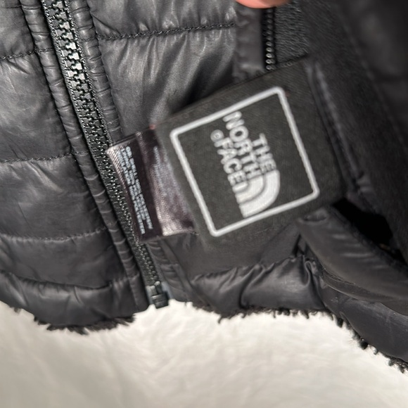 THE NORTH FACE | black/black Reversible Mossbud Swirl Jacket Girls M (10-12) - Picture 5 of 6